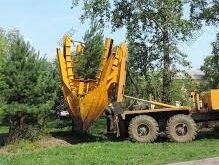  Tree Transplanter        